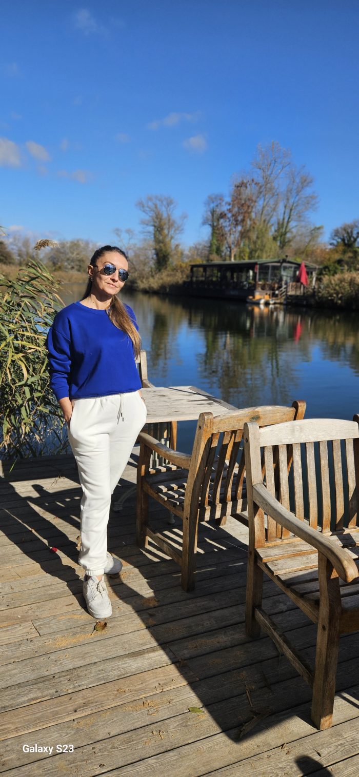 Sweatshirt mit Stehkragen und weichem Stoff